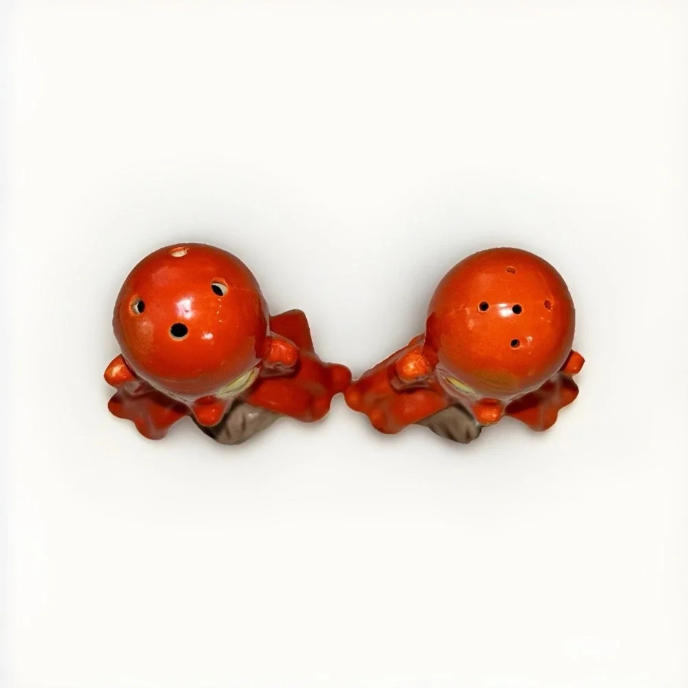 Vintage Orange Red Octopus Salt‎ And Pepper Shakers Sea Creatures Japan B24#40